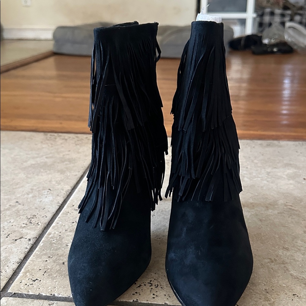 Steve Madden Black Fringe Heeled Boots W10